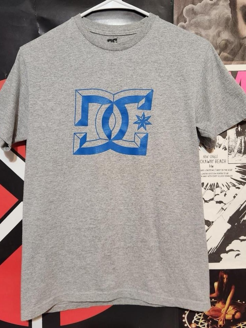 Skate style DC shoe company grey tshirt